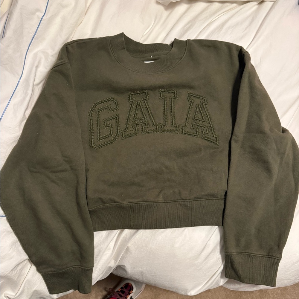 GAP Olive Green Crew Neck Sweater